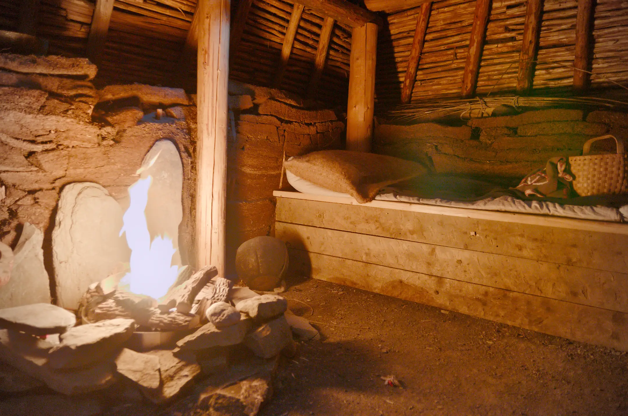 Recreated living space in L&rsquo;Anse aux Meadows